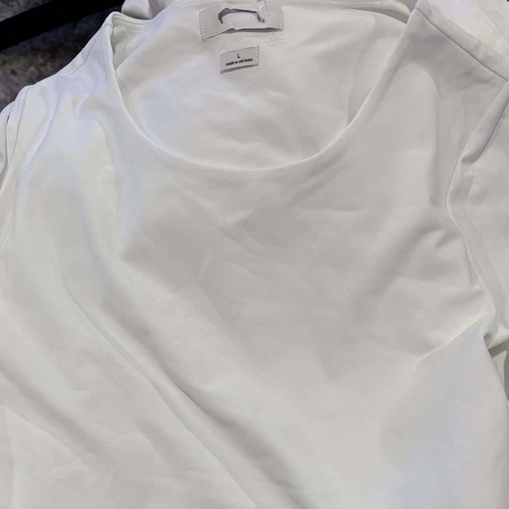 Aritzia Babatom Contour Long Sleeve White Crop Top, new without tags - Picture 6 of 8